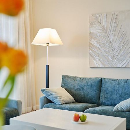 Strandhotel Duenenmeer - Adults Only Dierhagen Exterior photo
